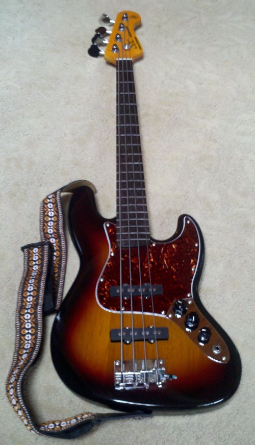 Fretless Short Scale Club